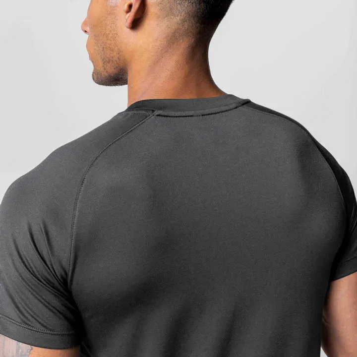 التمارين الرياضية والجري وتدريب سريع - Men's Short Sleeve Sports T-Shirt for Workout